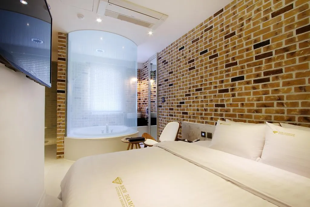 Benikea Rich Diamond Hotel Seoul